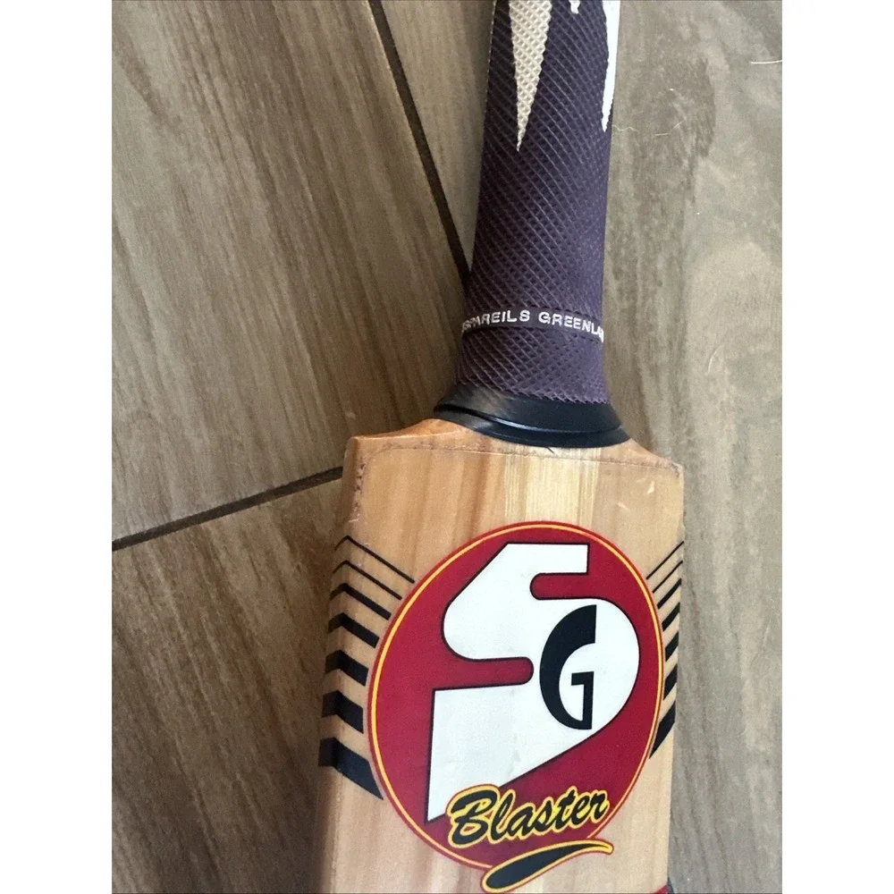 Signed Sunil Gavaskar Sunny Gold Blaster Limited Edition Cricket Bat